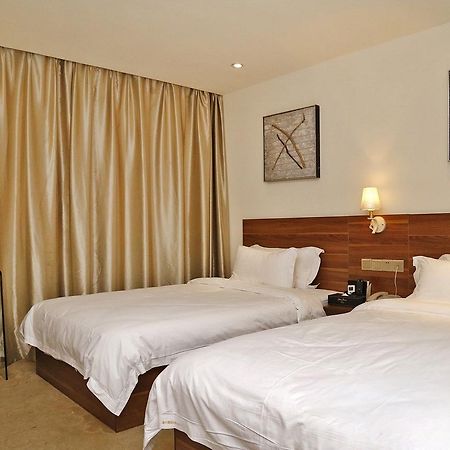 Jinze Boutique Hotel Шэньчжэнь Номер фото